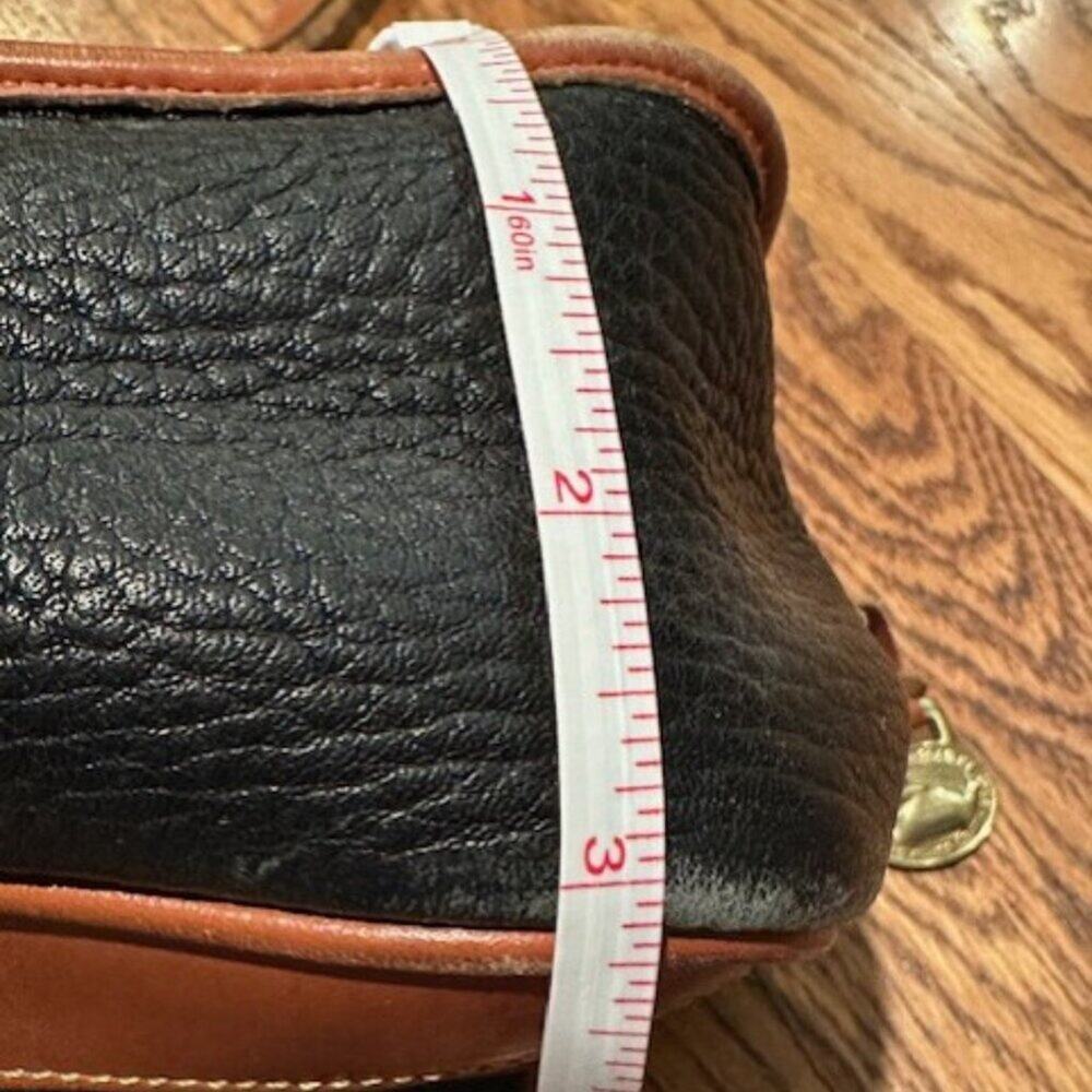 Vintage Dooney & Bourke All Weather Pebbled Leather Shoulder Saddle Bag Purse US - Picture 16 of 16